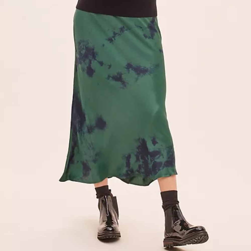 NWT Anthropologie Seen Worn Kept Tie Dye Satin Slip Skirt Size 2